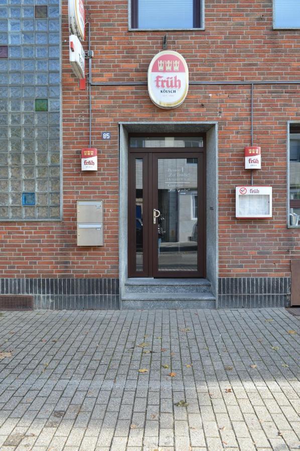 Pension Zur Traube Bergheim  Exterior photo